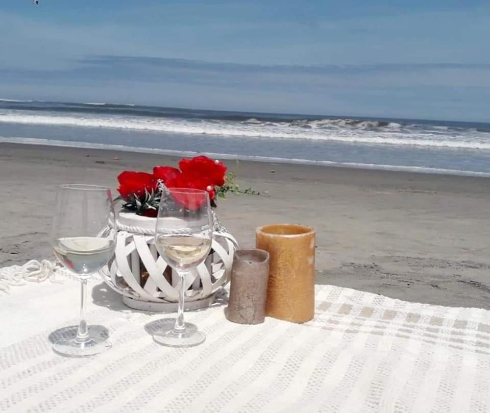 Hotel Mar Y Sol Playa El Milagro Paijan Buitenkant foto
